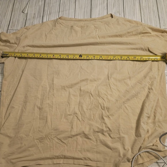 Lululemon Shirt Womens Large Beige Drysense Short Sleeve Active Gym Workout - Picture 4 of 6
